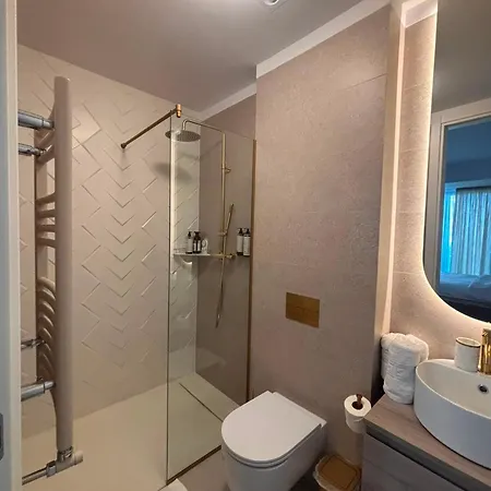 Apartment Vogh Premium Sea View Escape