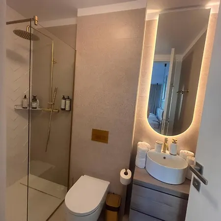 Vogh Premium Sea View Escape Apartment *